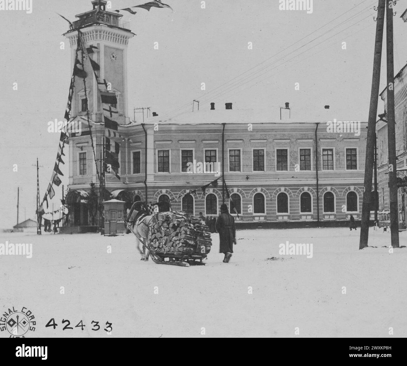 Bâtiment de la Douma à Archange Russie CA. Novembre 1918 Banque D'Images