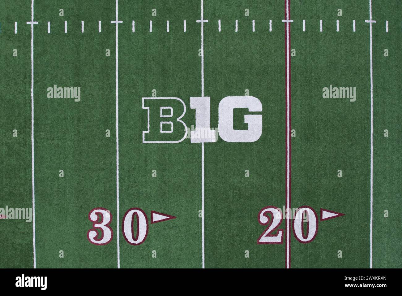 Le logo de la conférence Big 10 sur le terrain de football du stade Huntington Bank sur le campus de l'Université du Minnesota, samedi 2 avril 2022, in Banque D'Images