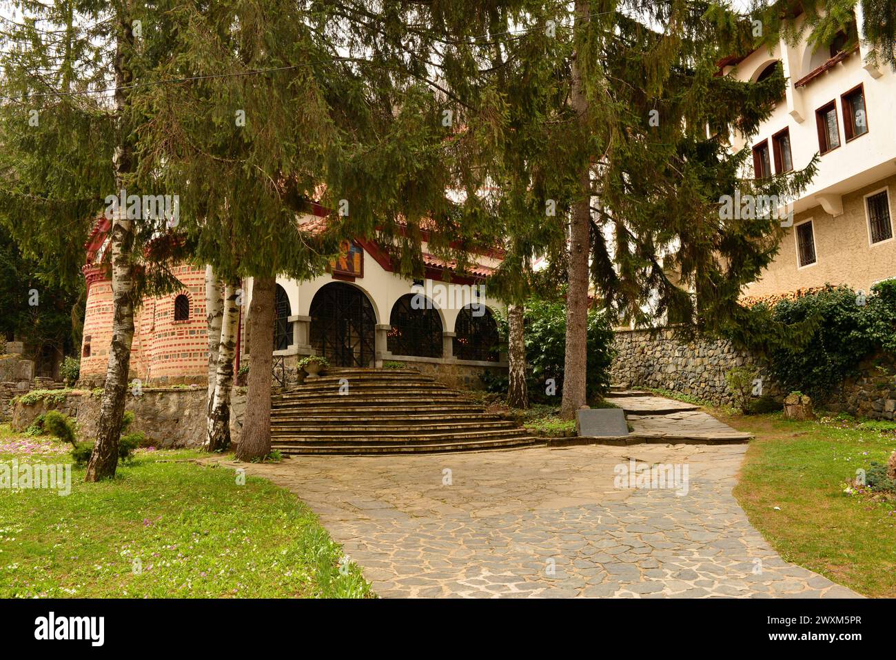 L'église de Dragalevtsi Monastère de la Sainte mère de Dieu de Vitosha à Sofia ; Bulgarie ; Europe de l'est ; Balkans ; UE Banque D'Images