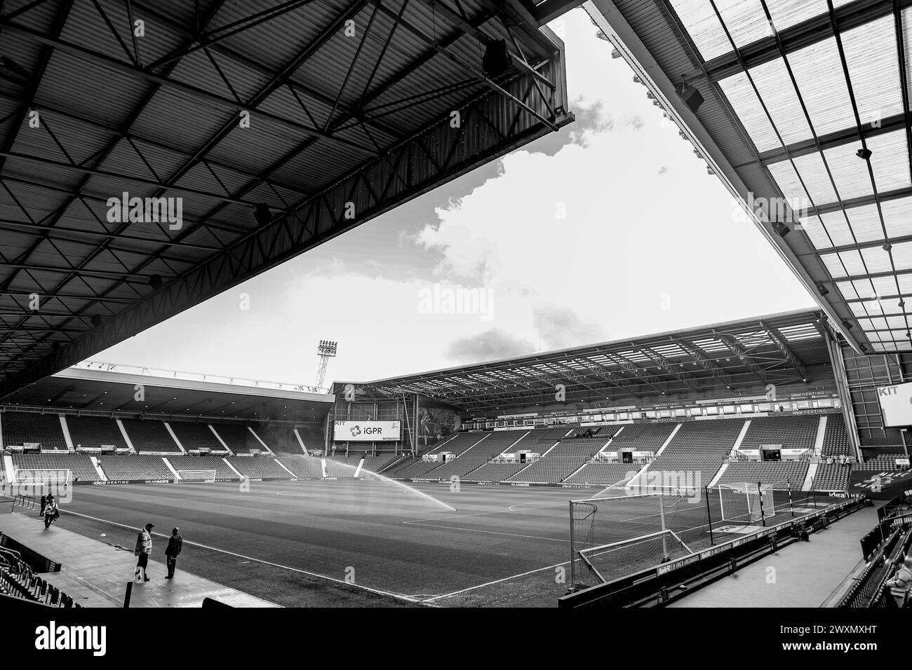 West Bromwich, Royaume-Uni. 01st Apr, 2024. Vue générale du terrain lors du match de l'EFL Sky Bet Championship entre West Bromwich Albion et Watford aux Hawthorns, West Bromwich, Angleterre le 1er avril 2024. Photo de Stuart Leggett. Utilisation éditoriale uniquement, licence requise pour une utilisation commerciale. Aucune utilisation dans les Paris, les jeux ou les publications d'un club/ligue/joueur. Crédit : UK Sports pics Ltd/Alamy Live News Banque D'Images