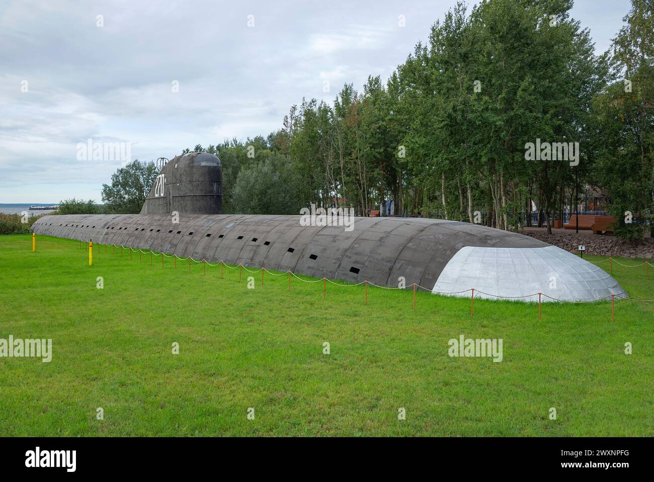 CRONSTADT, RUSSIE - 16 SEPTEMBRE 2023 : maquette grandeur nature du premier sous-marin nucléaire soviétique K-3 'Leninsky Komsomol'. L'île des forts Park. Kro Banque D'Images