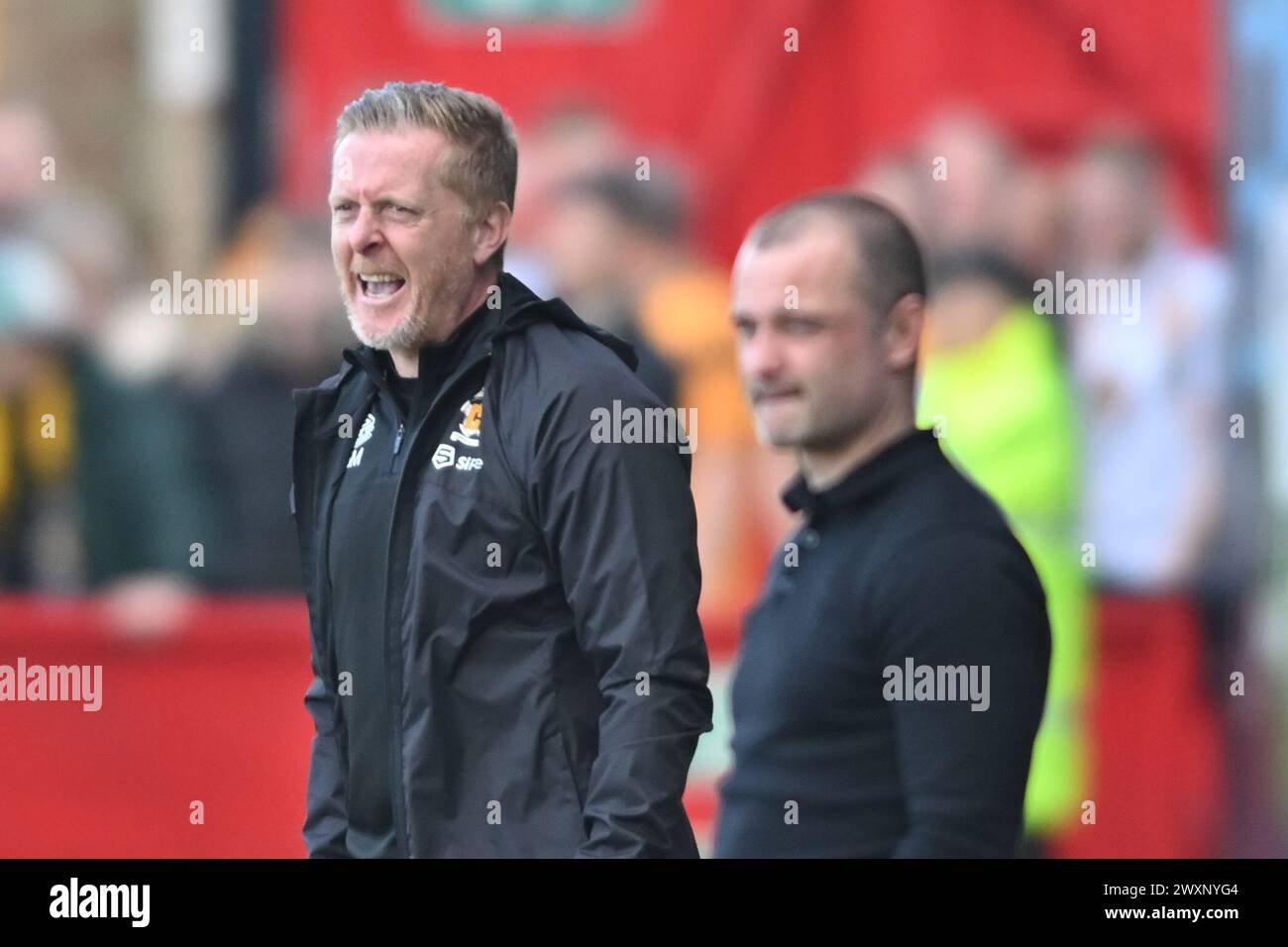 Cambridge le lundi 1er avril 2024. Le manager Garry Monk (manager Cambridge United) lors du match de Sky Bet League 1 entre Cambridge United et Wigan Athletic au Cledara Abbey Stadium, Cambridge le lundi 1er avril 2024. (Photo : Kevin Hodgson | mi News) crédit : MI News & Sport /Alamy Live News Banque D'Images