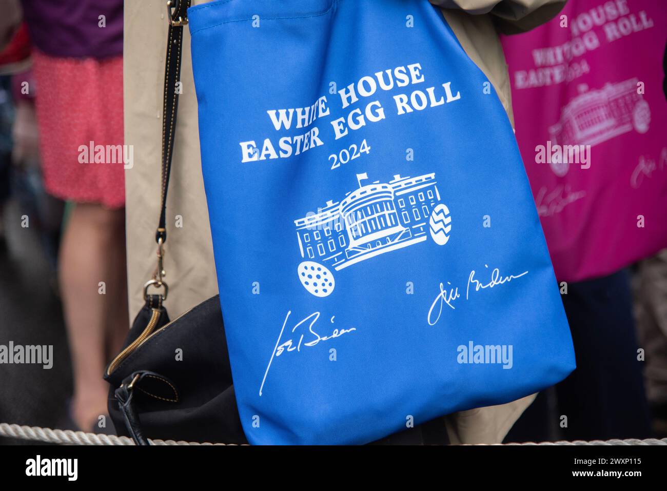 Washington DC, 1er avril 2024, États-Unis:, le rouleau annuel d'œufs de Pâques de la Maison Blanche a lieu sur le terrain de la Maison Blanche avec le président Joe Biden et Banque D'Images