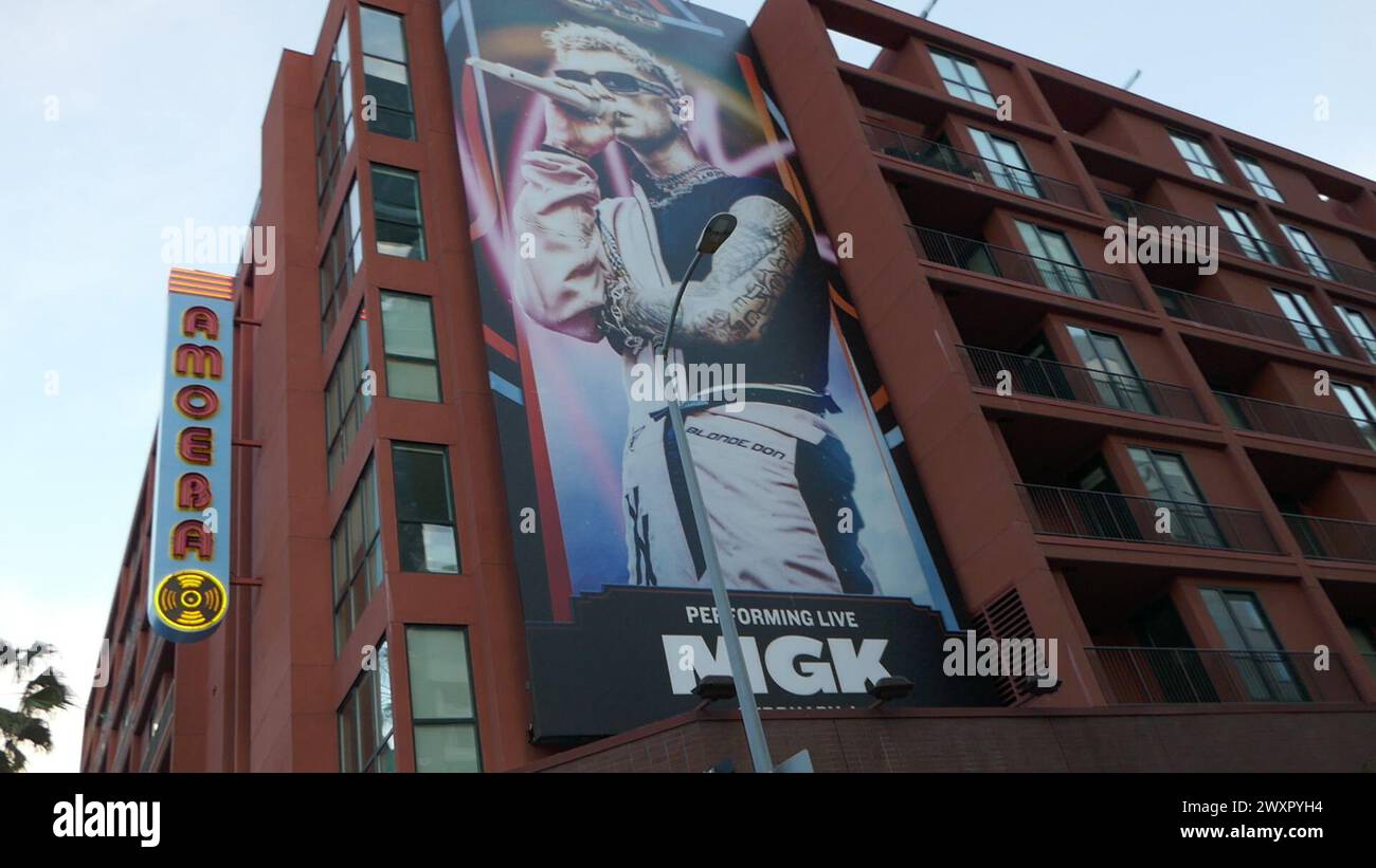 Los Angeles, Californie, USA 31 mars 2024 machine Gun Kelly Billboard à Amoeba Music le 31 mars 2024 à Los Angeles, Californie, USA. Photo de Barry King/Alamy Stock photo Banque D'Images