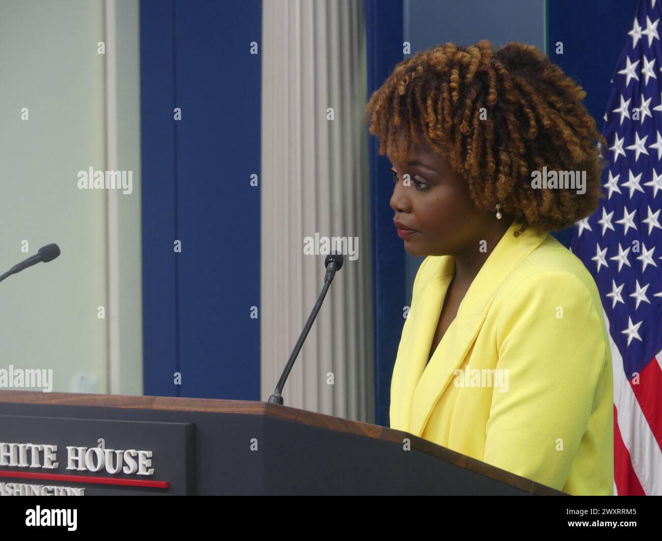 The White House, 1600 Pennsylvania Ave, Washington DC 20500, 1er avril 2024. Karine Jean-Pierre, attachée de presse de la Maison Blanche, tient un point de presse de la Maison Blanche, couvrant un certain nombre de sujets d'actualité, y compris la guerre de Gaza et l'effondrement du pont de Baltimore. Crédit : ©Julia Mineeva/EGBN TV News/Alamy Live News Banque D'Images