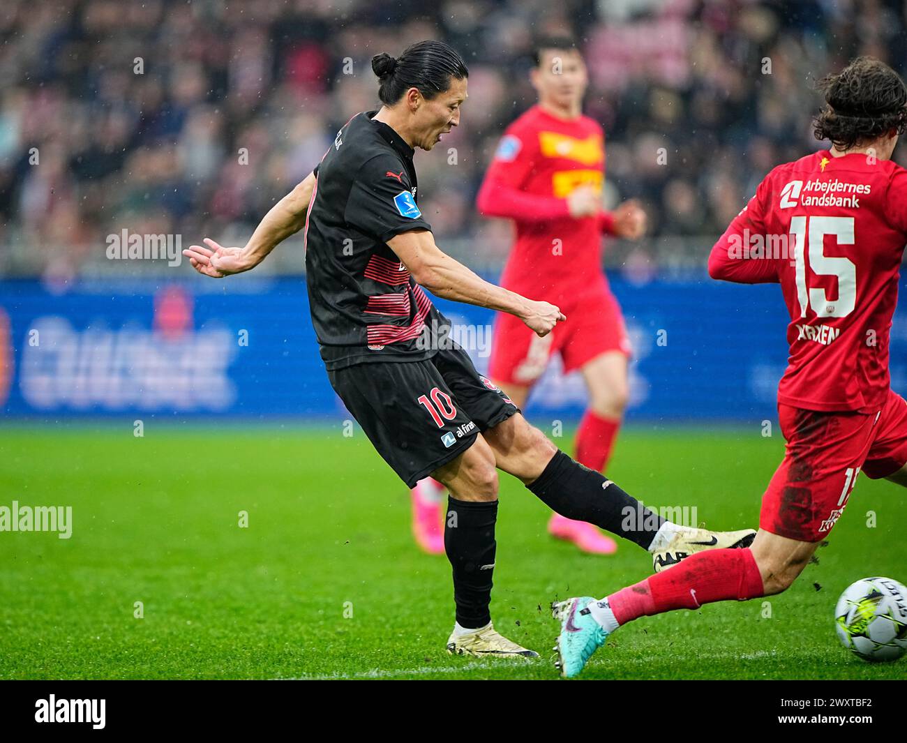 Le FC Midtjylland rencontre le FC Nordsjaelland en Super League à Herning le lundi 1er avril 2024. FC Midtjylland moeder FC Nordsjaelland i Superligaen i Herning mandag den 1. avril 2024. Banque D'Images