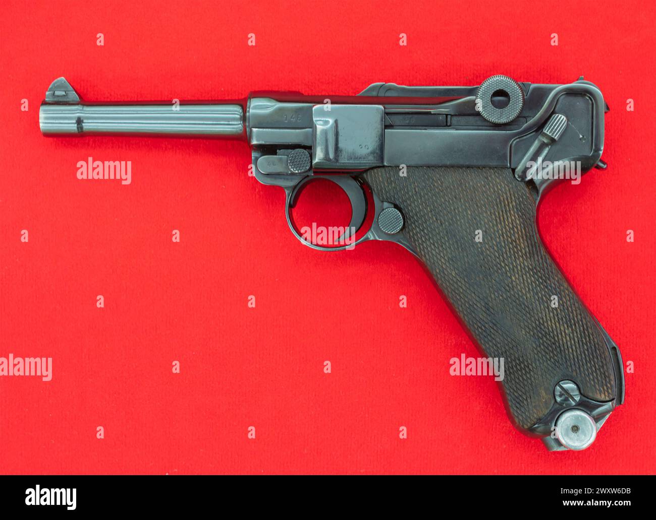 Pistolet Parabellum 9mm, présente à Josip Bros Tito, Musée de Yougoslavie, Belgrade, Serbie Banque D'Images
