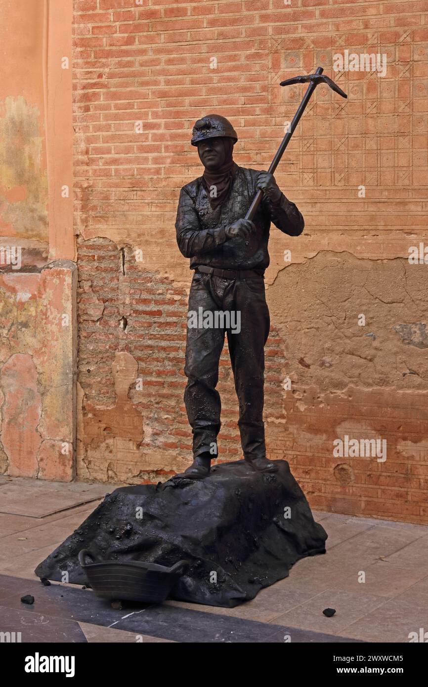 Statue vivante d'un mineur de charbon, Malaga, Banque D'Images