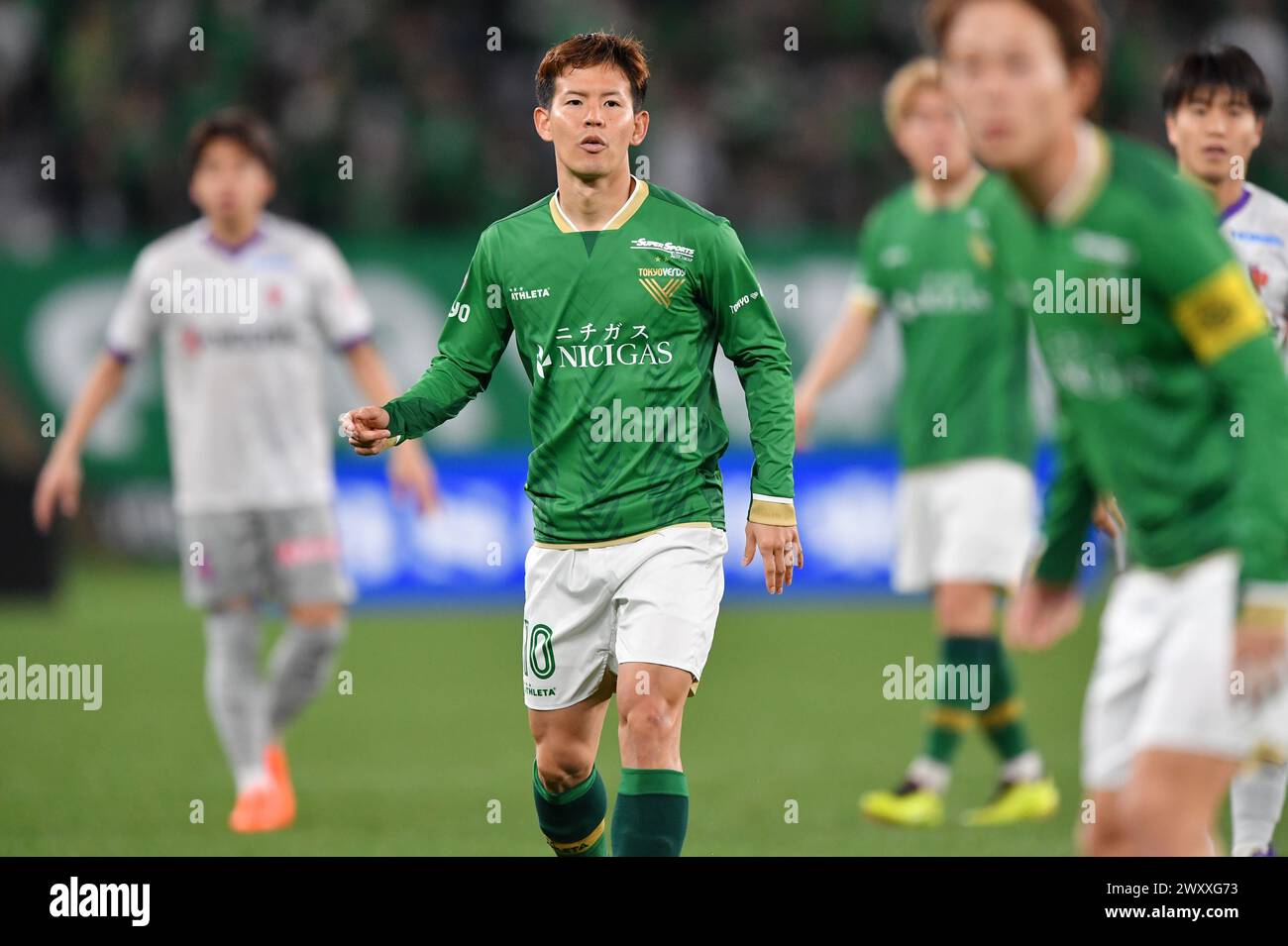 Tokyo, Japon. 29 mars 2024. Tomoya Miki de Tokyo Verdy lors du match de Ligue J1 2024 entre Tokyo Verdy 2-2 Kyoto Sanga FC au stade Ajinomoto de Tokyo, Japon, le 29 mars 2024. Crédit : AFLO/Alamy Live News Banque D'Images