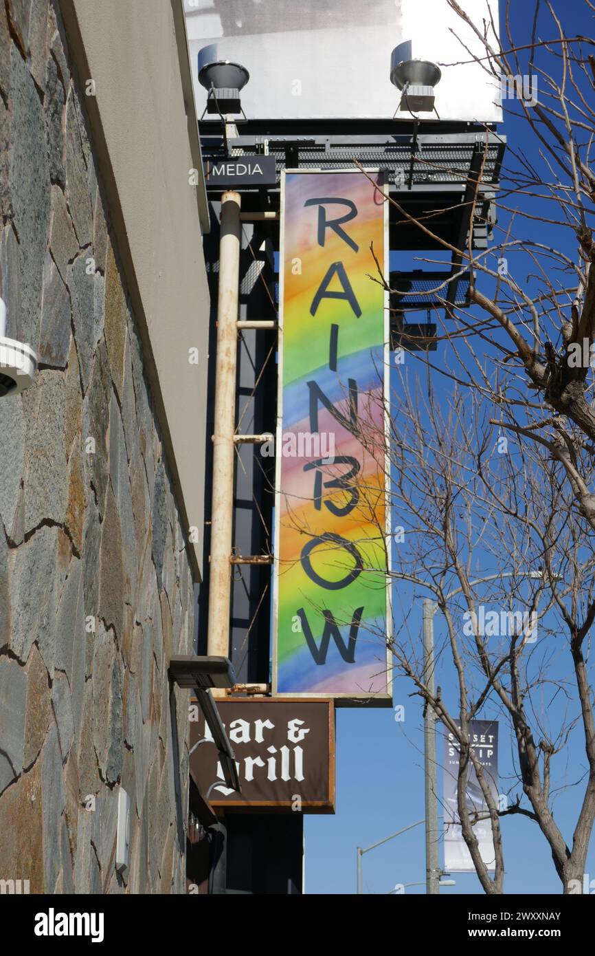 Los Angeles, Californie, USA 2 avril 2024 Rainbow Bar & Grill sur Sunset Blvd le 2 avril 2024 à Los Angeles, Californie, USA. Photo de Barry King/Alamy Stock photo Banque D'Images