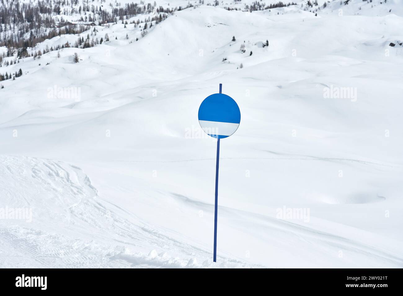 Photos des routes de neige de Madona di Campiglio Banque D'Images