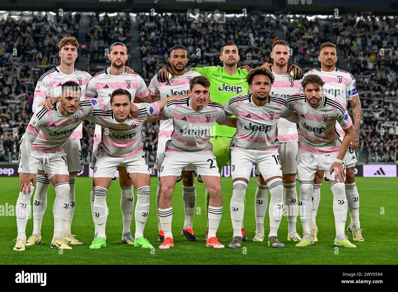 Turin, Italie. 02 avril 2024. Départ 11 de la Juventus pour le match de demi-finale de la Coppa Italia entre la Juventus et le Lazio au stade Allianz de Turin. (Crédit photo : Gonzales photo/Alamy Live News Banque D'Images Turin, Italie. 02 avril 2024. Départ 11 de la Juventus pour le match de demi-finale de la Coppa Italia entre la Juventus et le Lazio au stade Allianz de Turin. (Crédit photo : Gonzales photo/Alamy Live News Banque D'Images
