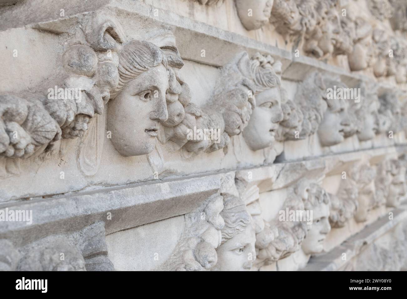 Ancien masque de secours dans la ville antique d'Aphrodisias à Geyre, Aydin, Turquie Banque D'Images