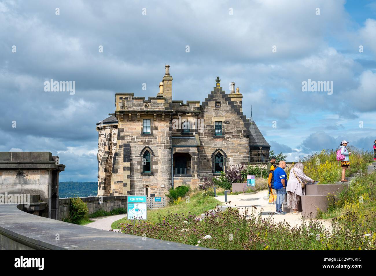 Vue de l'Observatoire House surplombant le centre-ville, Calton Hill, Édimbourg, Écosse, Royaume-Uni Banque D'Images