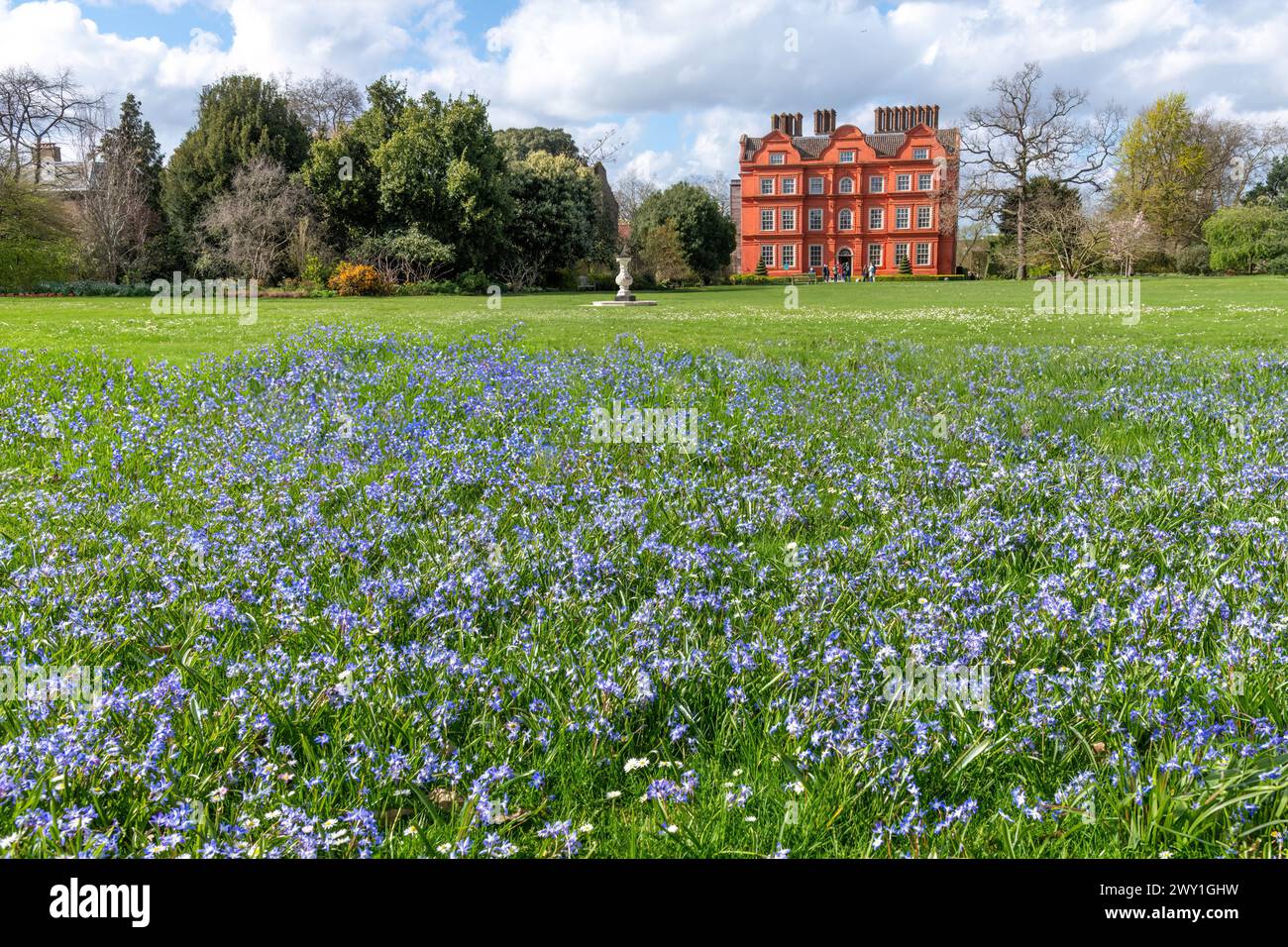 Kew, Richmond, Royaume-Uni ; 03 avril 2024 - Kew Palace à Pâques, Londres, Royaume-Uni. Banque D'Images