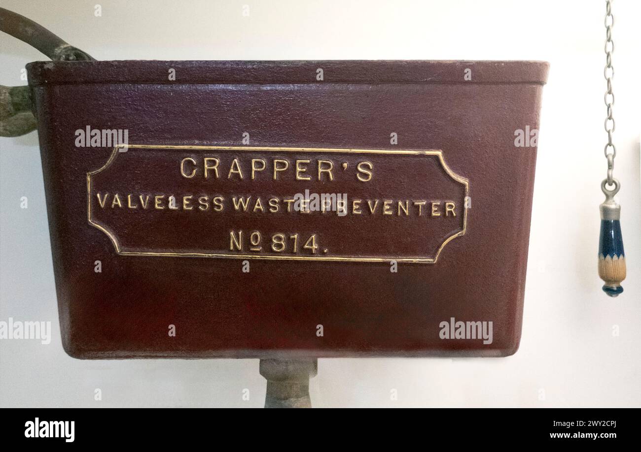Thomas Crapper's Valvless Waste Preventer WC citerne 1900 Banque D'Images