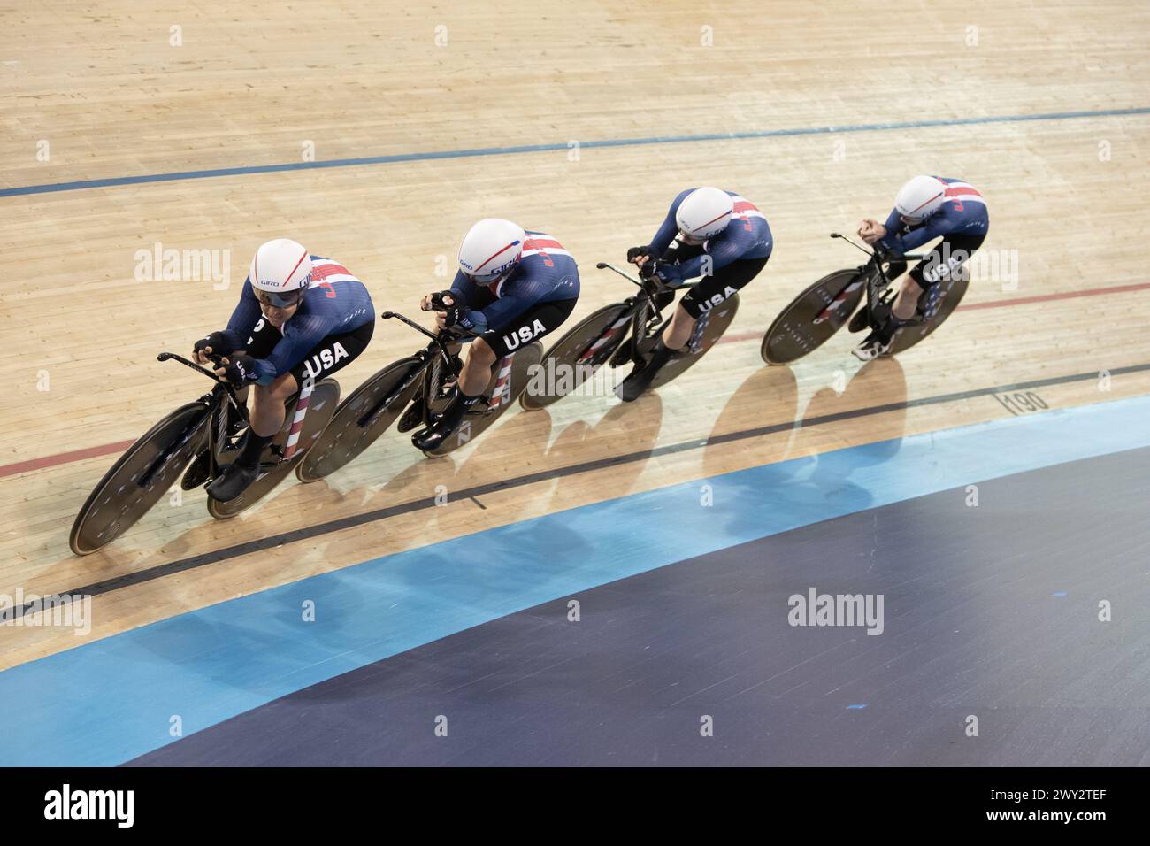 Los Angeles, Californie, États-Unis. 3 avril 2024. États-Unis poursuite par équipe féminine se qualifiant pour la course pour la médaille d'or féminine. Crédit : Casey B. Gibson/Alamy Live News Banque D'Images