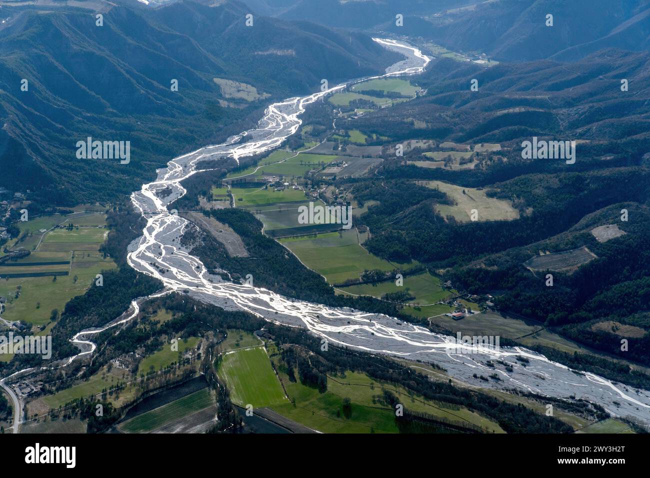 Vue aérienne, rivière, Bleone, Alpes de haute Provence, Alpes Maritimes, massif des trois-Eveches, Prads haute Bleone, naturel, utilisation de Banque D'Images