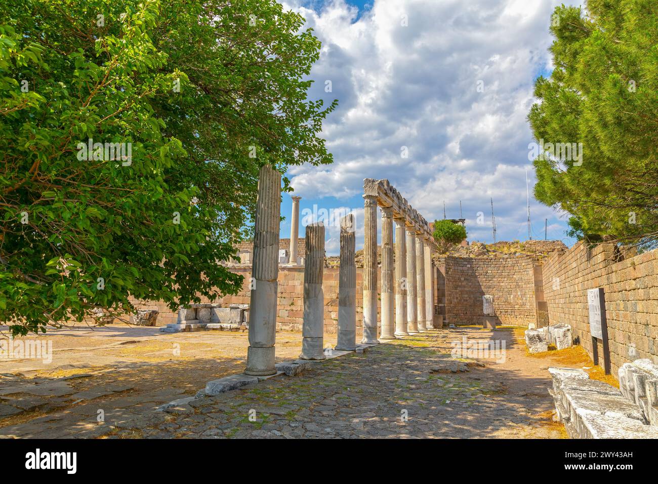 Le Temple de Trajan dans la ville antique de Pergamon Banque D'Images