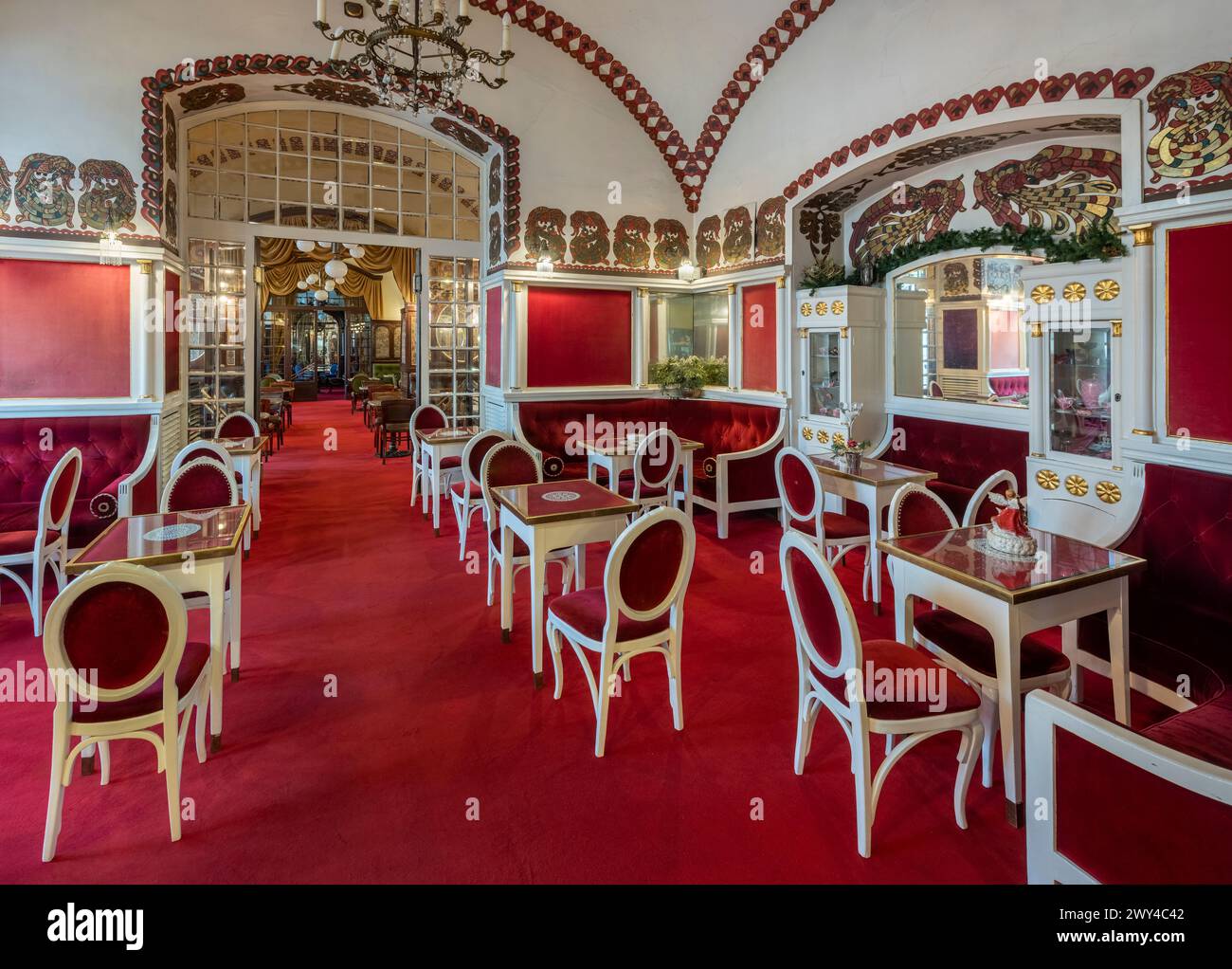 Café Noworolski, place du marché principal, Cracovie, Pologne Banque D'Images