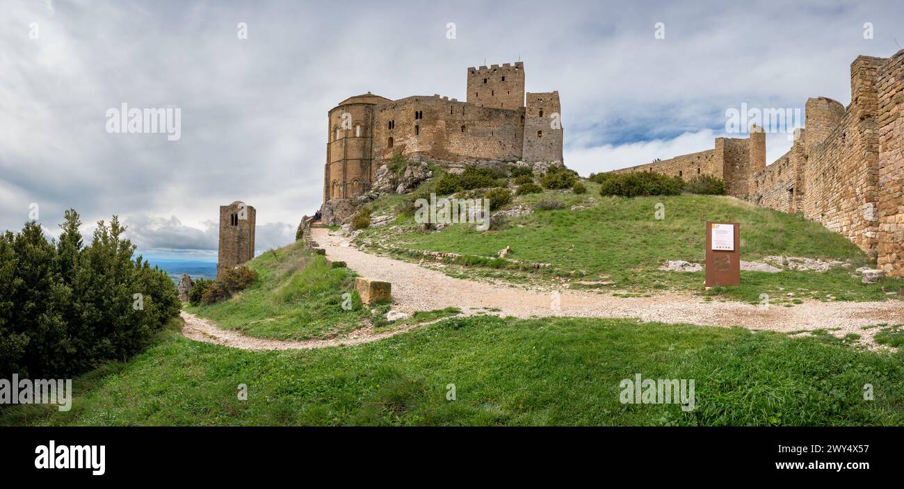 Vue panoramique du château de Loarre, Loarre, Huesca, Aragon, Espagne Banque D'Images