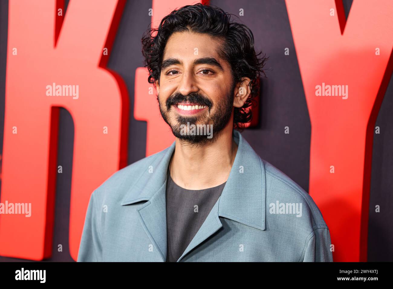 HOLLYWOOD, LOS ANGELES, CALIFORNIE, États-Unis - 03 AVRIL : Dev Patel arrive à la première de Los Angeles de Universal Pictures 'Monkey Man' qui s'est tenue au TCL Chinese Theatre IMAX le 3 avril 2024 à Hollywood, Los Angeles, Californie, États-Unis. (Photo de Xavier Collin/image Press Agency) Banque D'Images