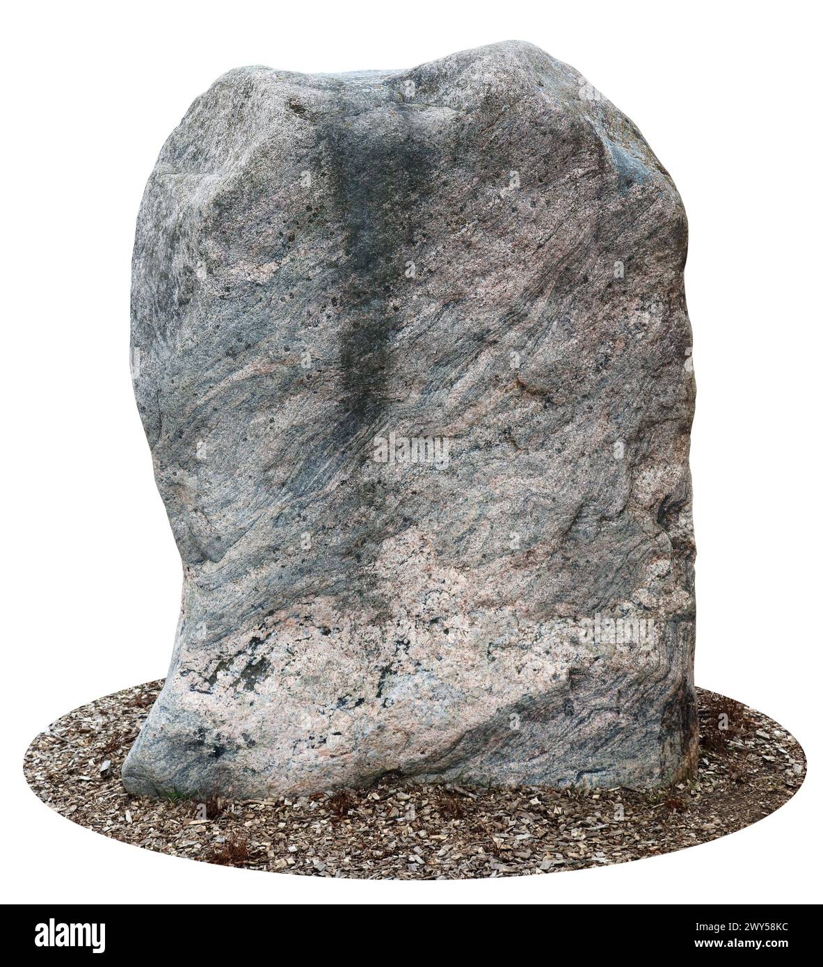 Énorme pierre de granit verticale. Isolé sur blanc Banque D'Images