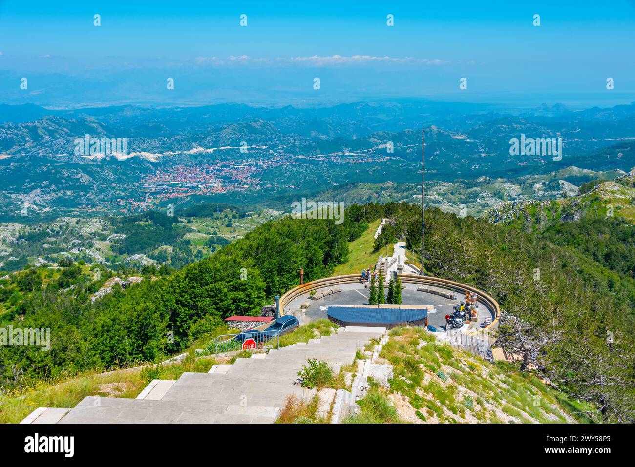 Escalier intérieur du mausolée Njegos au Monténégro Banque D'Images
