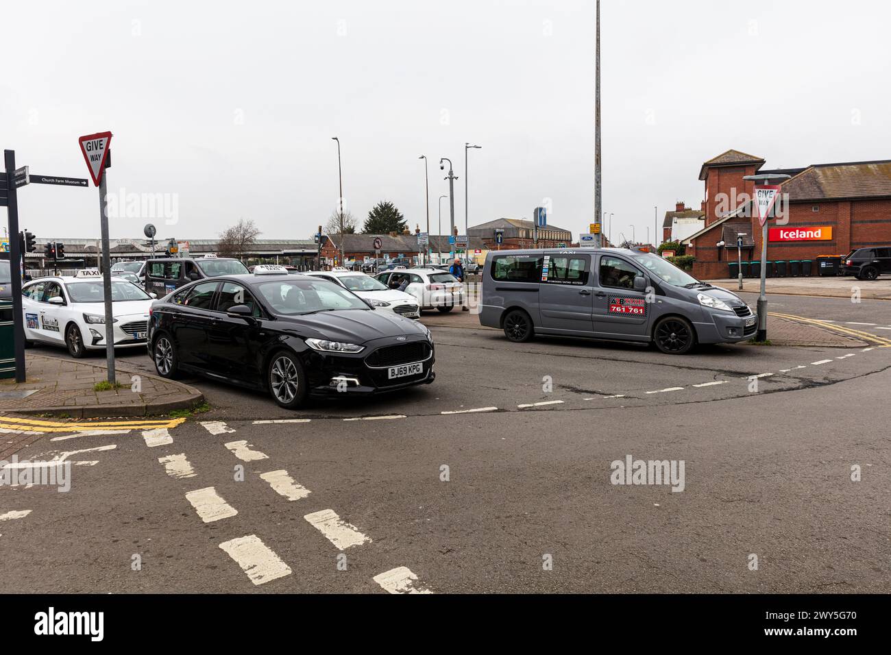 Station de taxis, station de taxis Skegness, Skegness, Lincolnshire, Royaume-Uni, Angleterre, station de taxi Skegness, taxi, station, taxis, taxis, taxi à louer, attente, location de taxi, Banque D'Images