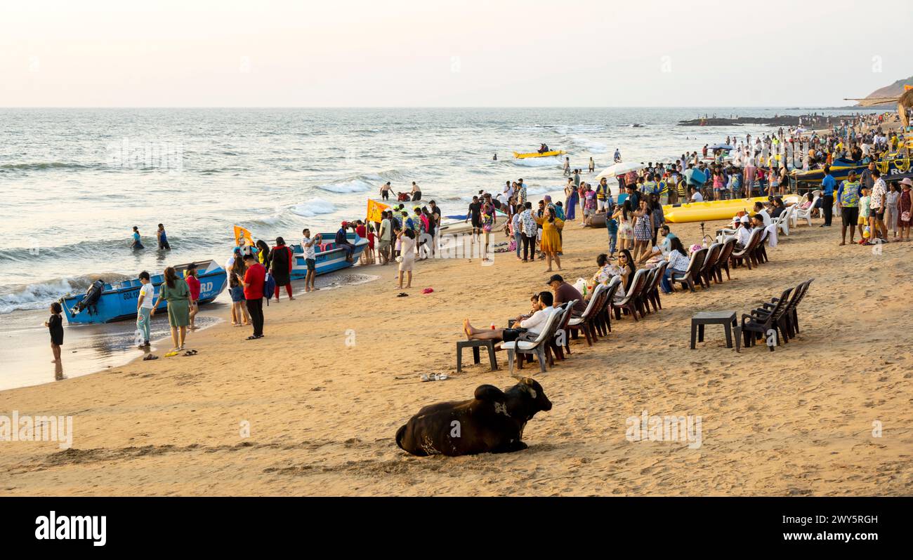 Indien, Goa, Anjuna, South-Beach, warten auf den Sonnenuntergang Banque D'Images