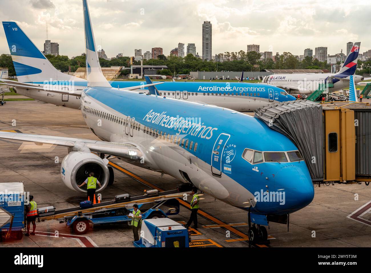 Aerolineas Argentina avions au sol à l'aéroport Jorge Newberry, Buenos Aires, Argentine Banque D'Images