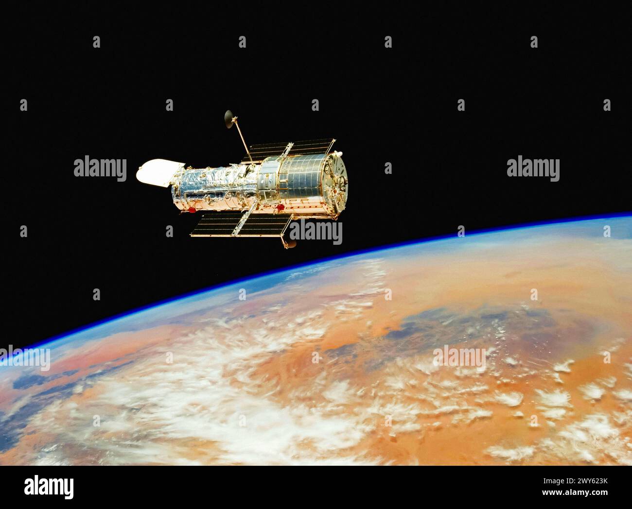 Télescope Hubble, instrument spatial. Amélioration numérique d'une image par la NASA Banque D'Images