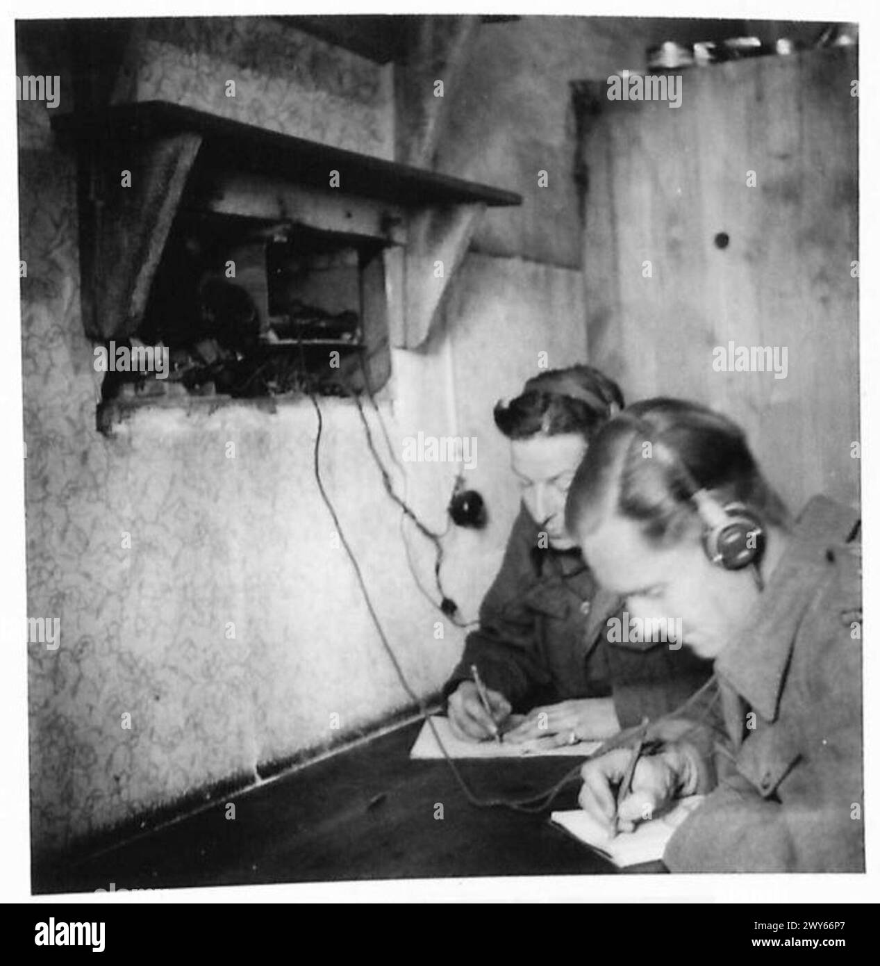 Des prisonniers de guerre de l'armée britannique du 21e groupe d'armées sont détenus en Allemagne. Banque D'Images Des prisonniers de guerre de l'armée britannique du 21e groupe d'armées sont détenus en Allemagne. Banque D'Images