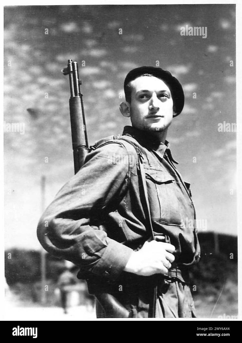 De nouvelles unités de l'armée française, y compris des commando, sont formées sur le sol français pour soutenir les opérations alliées contre les forces allemandes pendant les campagnes de l'armée britannique. Banque D'Images