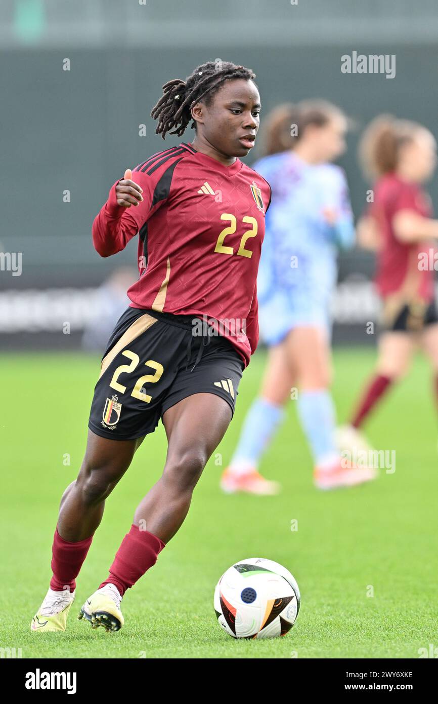 Tubize, Belgique. 04th Apr, 2024. Welma Fon (22 ans) de Belgique photographiée lors d'un match amical de football entre les équipes nationales féminines de moins de 23 ans de Belgique et d'Espagne le jeudi 4 avril 2024 à Tubize, Belgique . Crédit : Sportpix/Alamy Live News Banque D'Images
