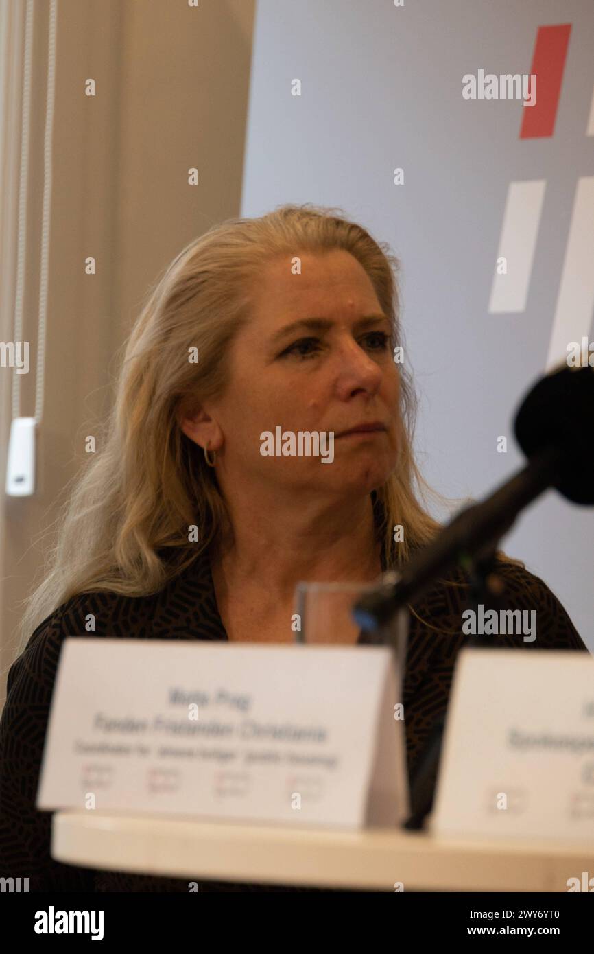 Fonden Fristaden Christiania/coordinatrice pour le logement public almene boliger, mette Prag, au cours d'un point de presse au Centre international de presse IPC au Danemark dans le cadre du week-end à venir, les habitants de Christiania ont annoncé qu'ils creuseraient la rue Pusher dans un mouvement pour préparer une fermeture définitive du commerce illégal organisé de drogue sur place. Cela se produit parmi de nombreuses autres initiatives à Christiania, où une nouvelle association de logement a été approuvée pour faire avancer les plans de 15,000 m2 de nouveaux logements sociaux dans la région. Jeudi 4 avril 2024 Copenhague CIB Danemark copie Banque D'Images