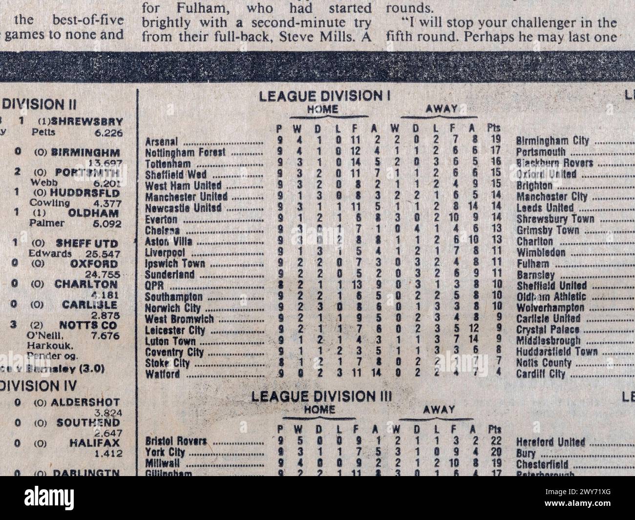 Tableau de la Division 1 de la Ligue de football dans le journal Sunday Times (exemplaire original), 7 octobre 1984. Banque D'Images