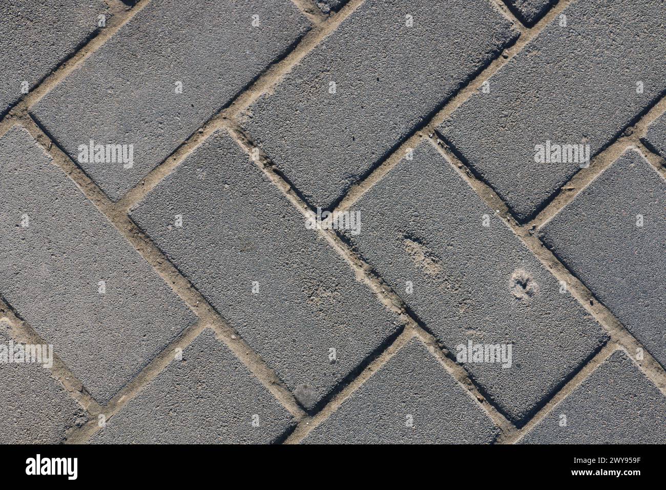 Toutes les textures trouvées près de Beach Pier Like Sand, Moss, Broken Concrete, Painted Metals, Cobblestones, métal rouillé, béton fissuré, béton peint. Banque D'Images
