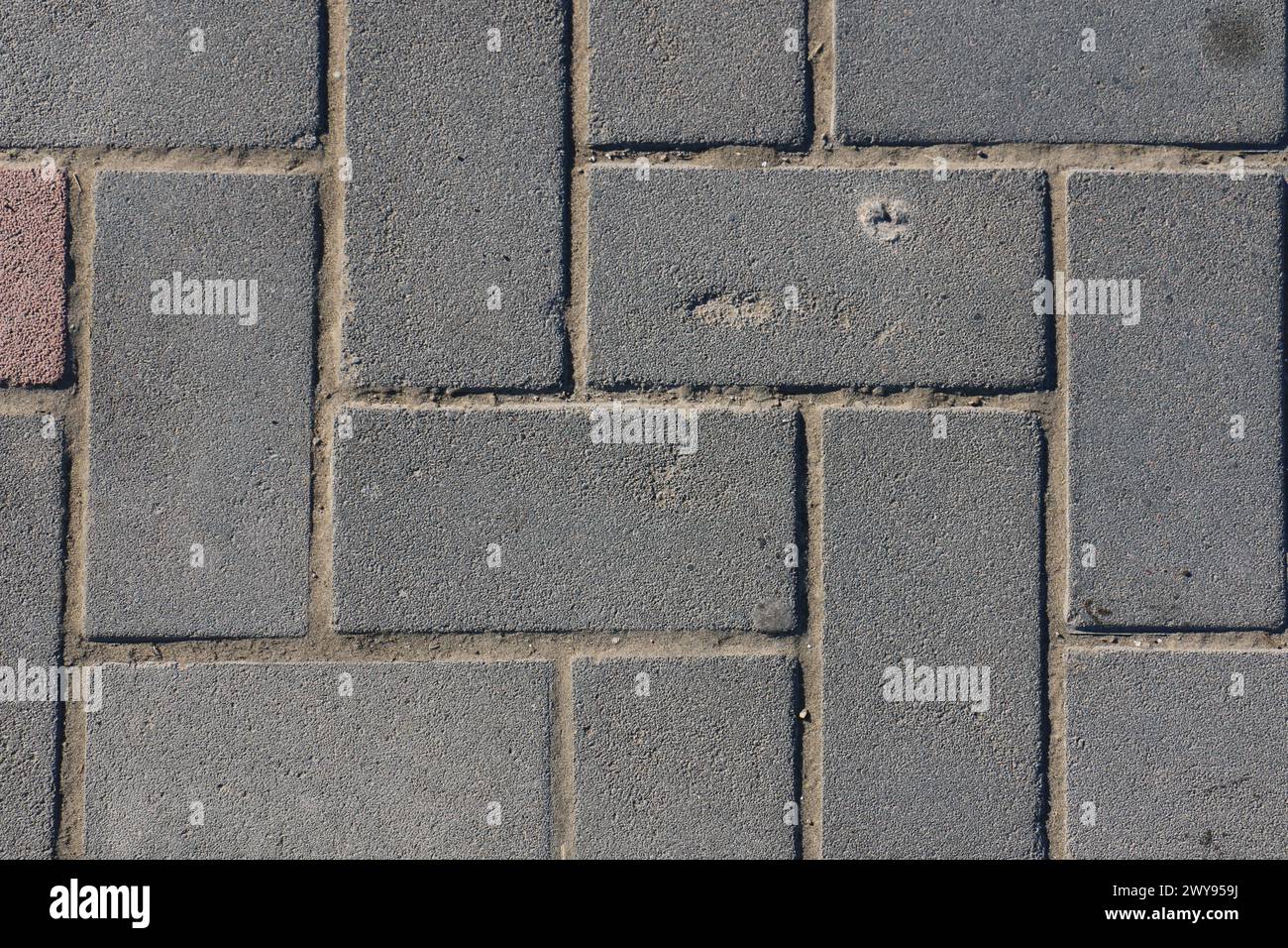 Toutes les textures trouvées près de Beach Pier Like Sand, Moss, Broken Concrete, Painted Metals, Cobblestones, métal rouillé, béton fissuré, béton peint. Banque D'Images