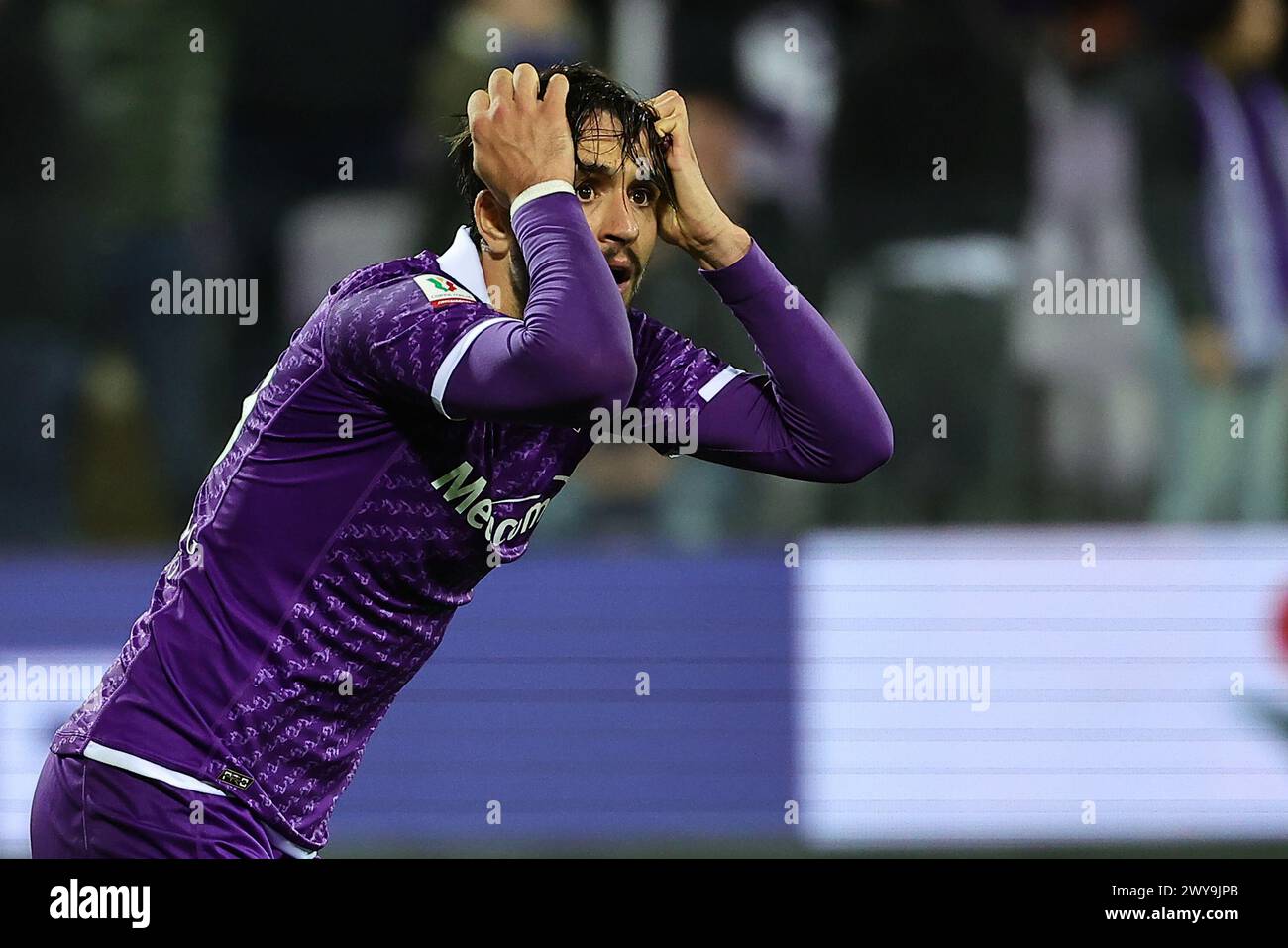 Luca Ranieri de ACF Fiorentina défaite lors du match de demi-finale de la Coupe d'Italie entre ACF Fiorentina et Atalanta BC au stade Artemio franchi de Firenze (Italie), le 3 avril 2024. Banque D'Images