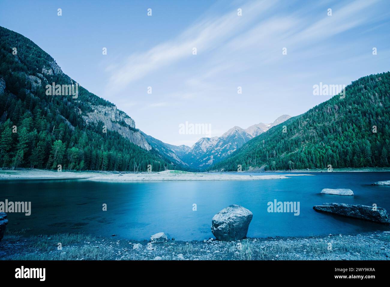 McDonald Lake au crépuscule à Saint Ignatius, Montana Banque D'Images