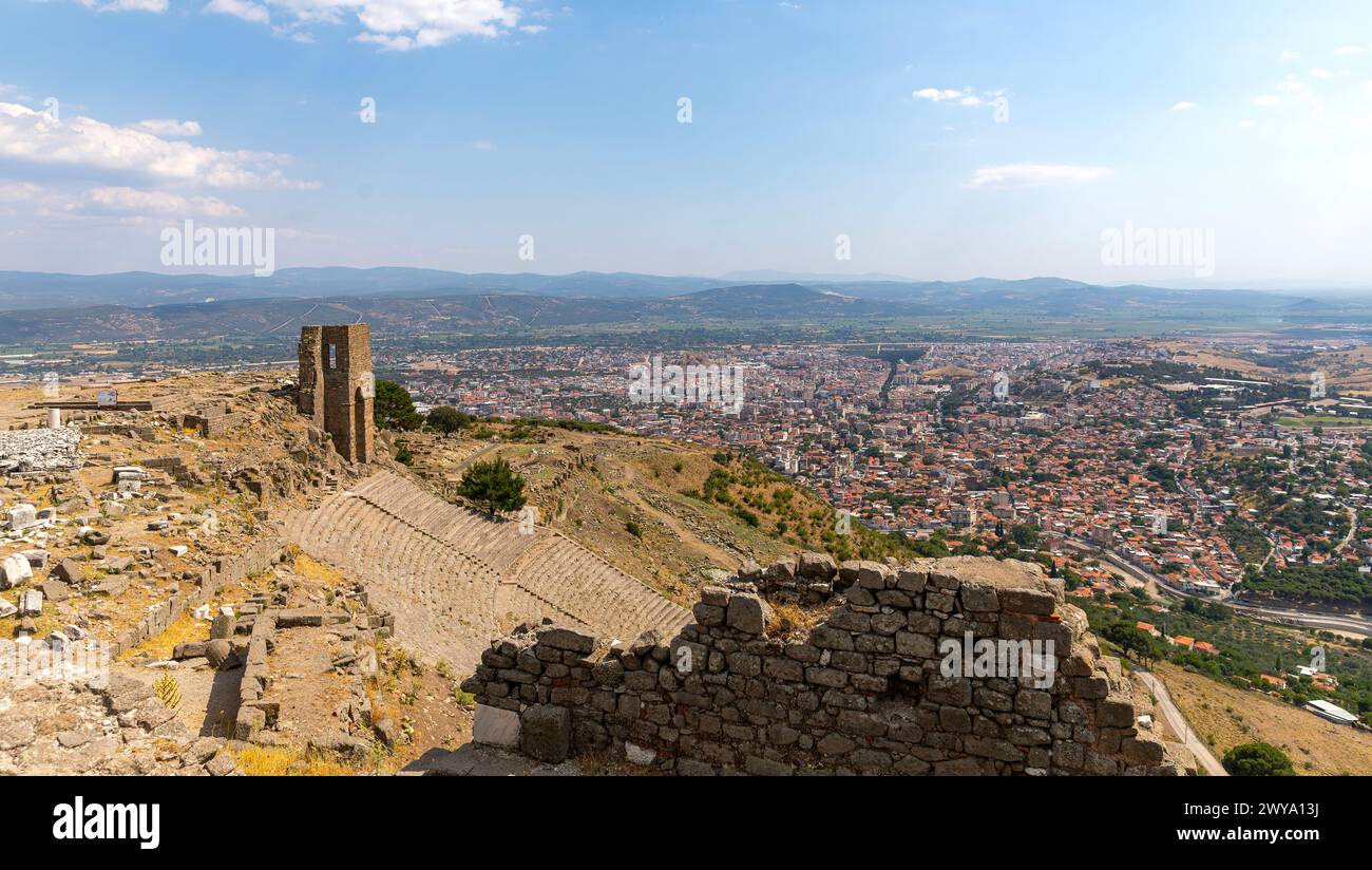 Le Temple de Trajan dans la ville antique de Pergamon Banque D'Images