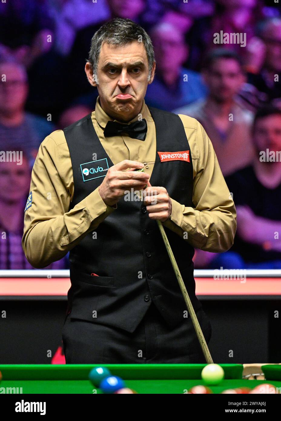 Ronnie O’Sullivan réagit lors des Johnstone’s Paint Tour Championships à Manchester Central, Manchester, Royaume-Uni, le 5 avril 2024 (photo de Cody Froggatt/News images) à Manchester, Royaume-Uni, le 4/5/2024. (Photo de Cody Froggatt/News images/SIPA USA) Banque D'Images