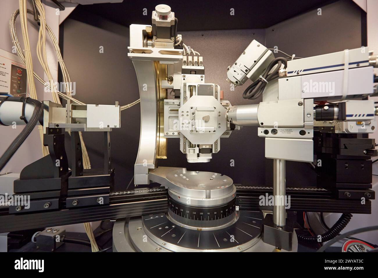Diffractomètre à rayons X. Services technologiques à l'industrie. TECNALIA recherche & innovation, Donostia, Saint-Sébastien, Gipuzkoa, pays Basque, Espagne. Banque D'Images