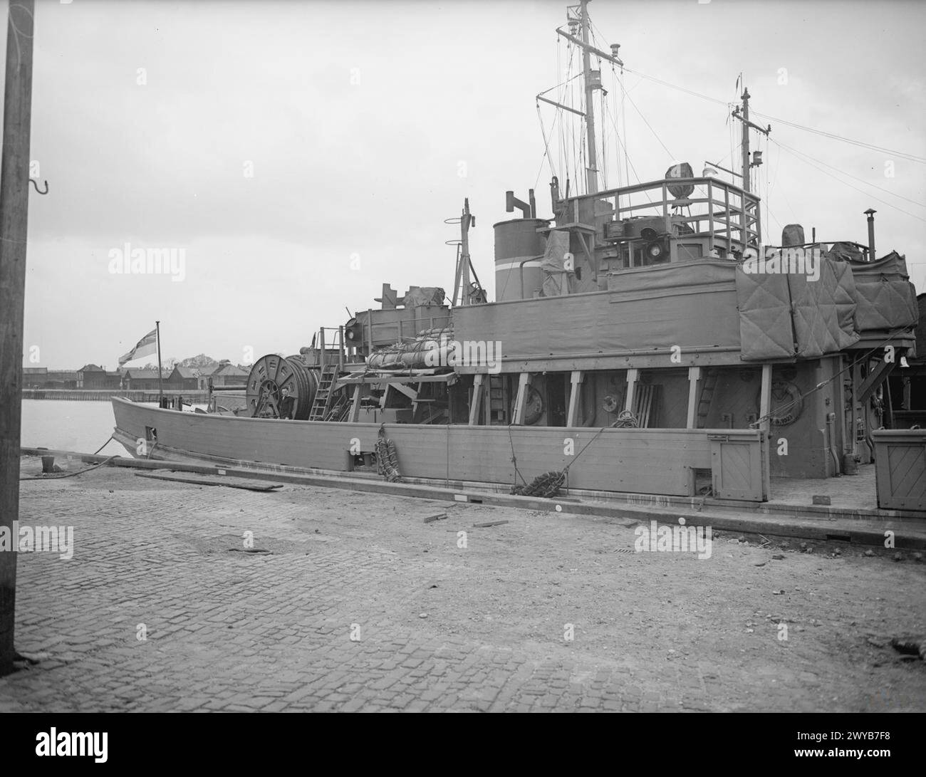 Le 26 avril 1943 à Yarmouth, un dragueur de mines britannique de 126 pieds a été photographié, montrant la section arrière du navire. Banque D'Images