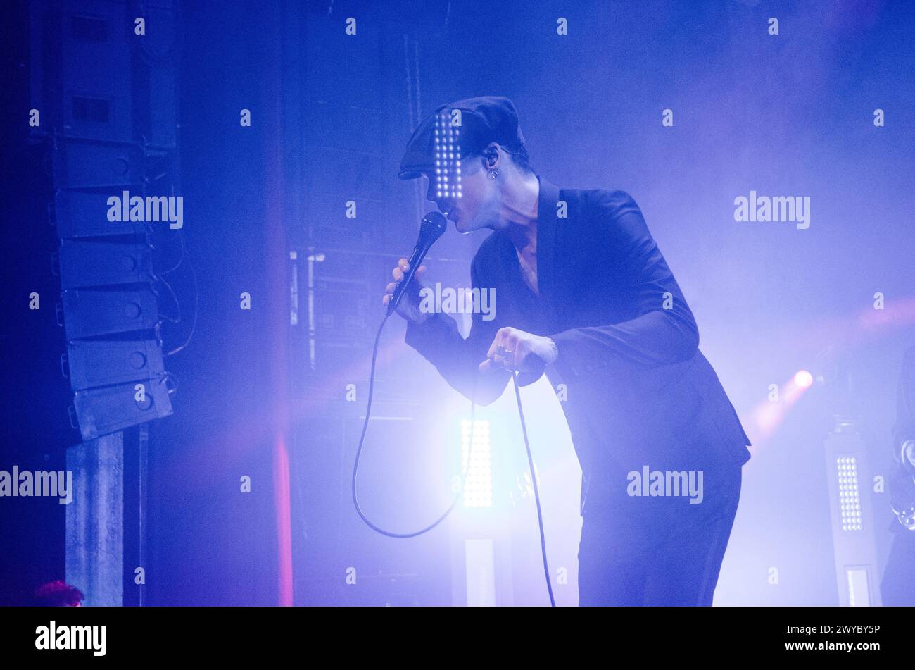 VV (ville Valo) se produisant au Fuzz Live Music Club, Athènes / Grèce, avril 2024 Banque D'Images