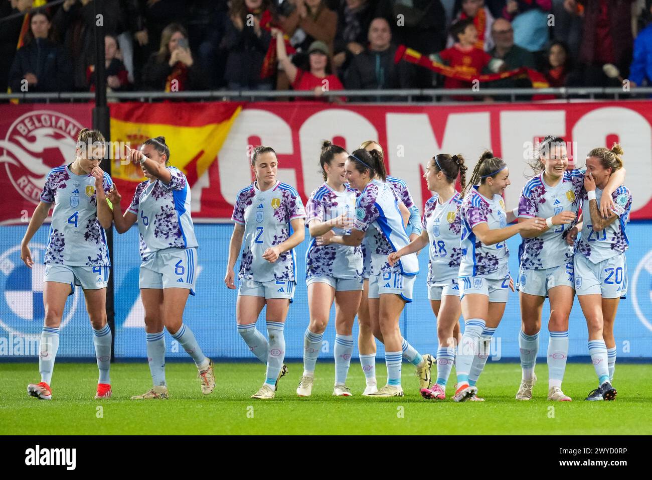 Leuven, Belgique. 05th Apr, 2024. LOUVAIN, BELGIQUE - 5 AVRIL : Sheila Garcia, d'Espagne, célèbre son sixième but avec Maria Mendez, d'Espagne, et Mariona Caldentey, d'Espagne, lors du match des qualifications féminines de l'UEFA EURO 2025 entre la Belgique et l'Espagne au Stadium Den Dreef le 5 avril 2024 à Louvain, en Belgique. (Photo de Tobias Giesen/BSR Agency) crédit : BSR Agency/Alamy Live News crédit : BSR Agency/Alamy Live News Banque D'Images