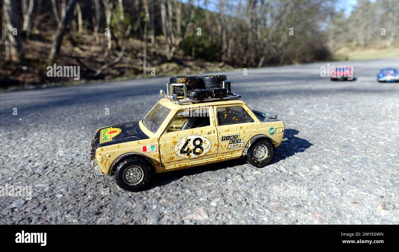 Un modèle de collection vintage d'une voiture de sport de course de rallye Banque D'Images