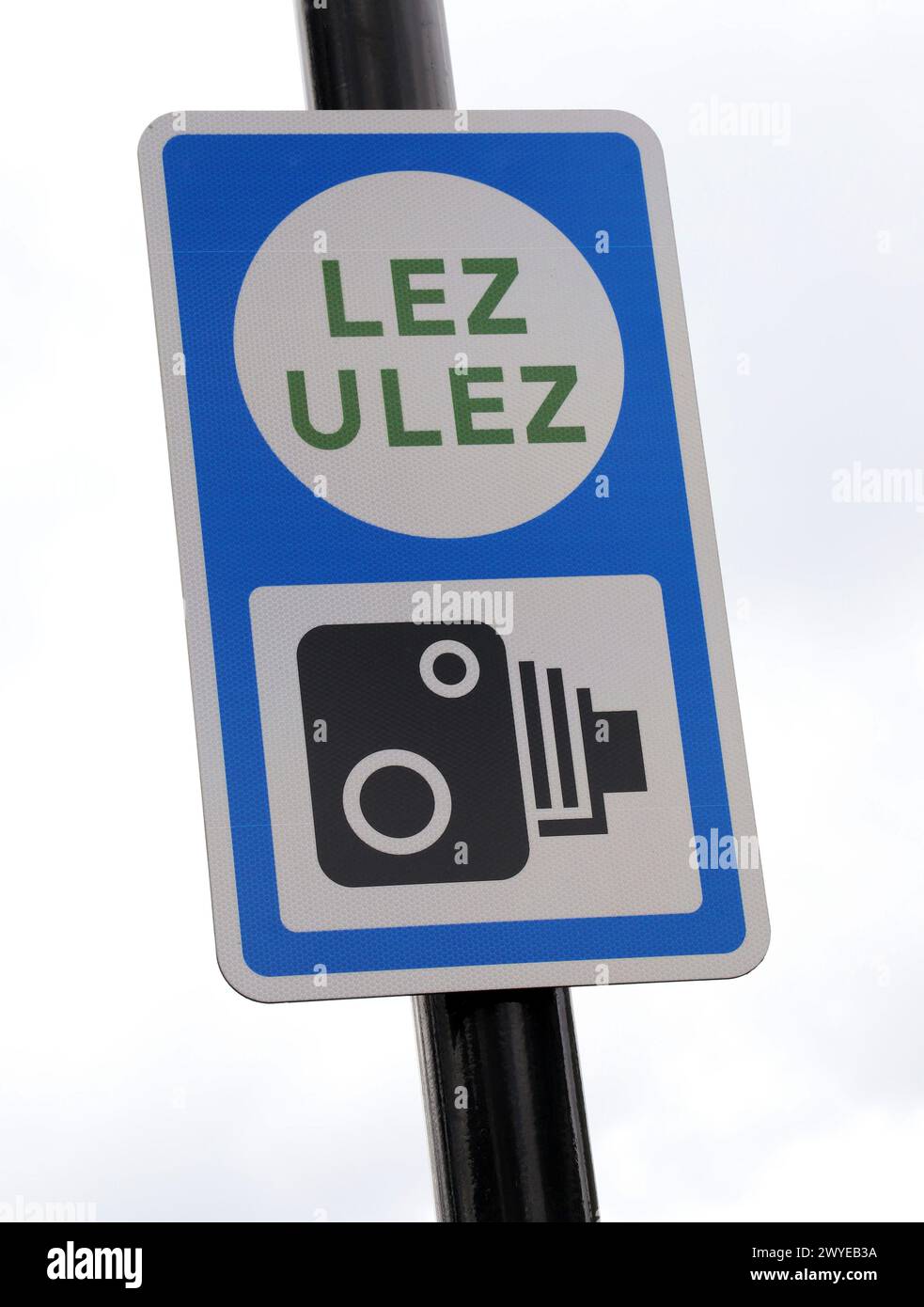 Signe lez/ULEZ à Londres, Angleterre. Banque D'Images