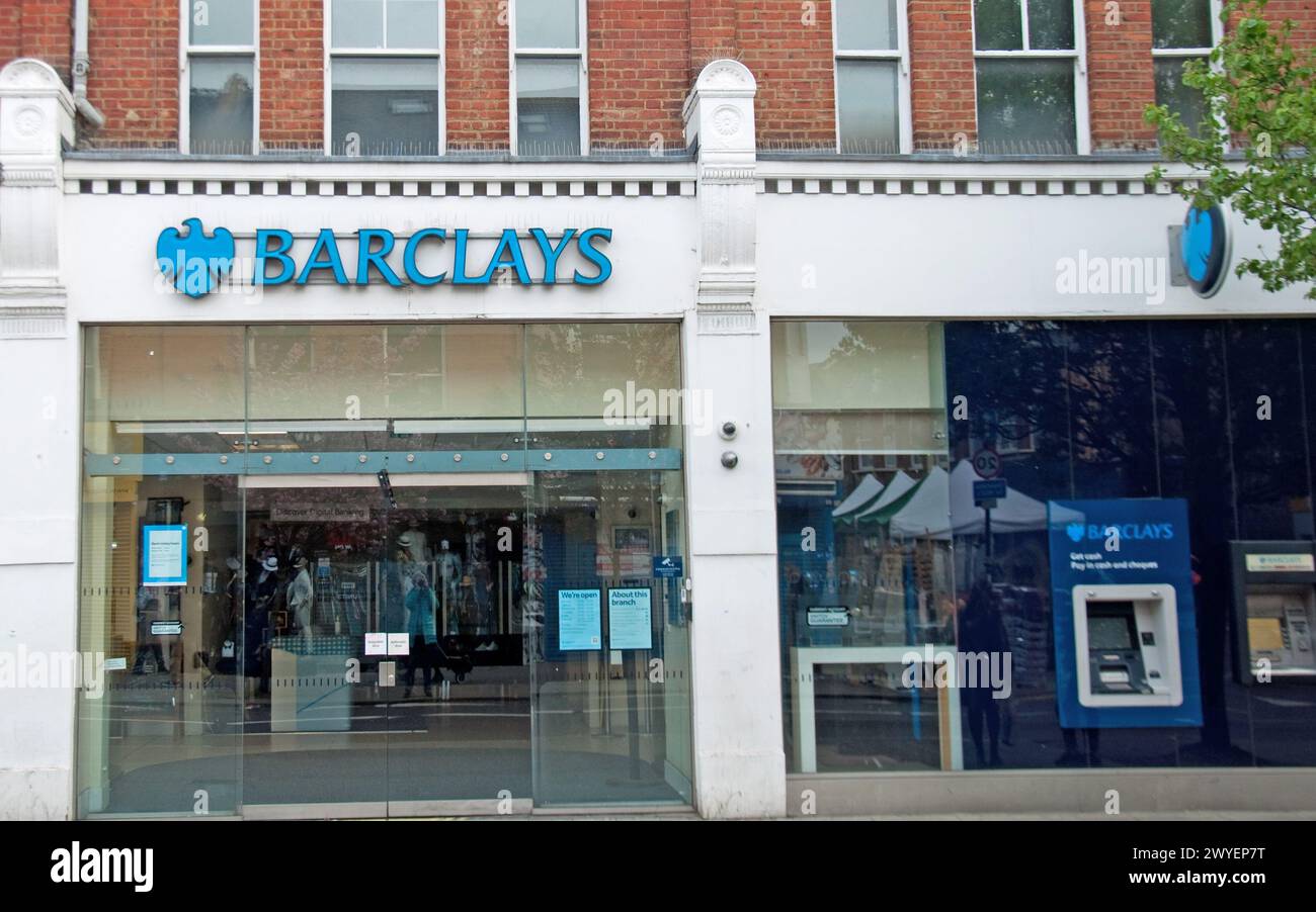 Barclays Bank, Cheapside, Wood Green High Street, Wood Green, London Borough of Haringey, Greater London, Angleterre, Royaume-Uni Banque D'Images